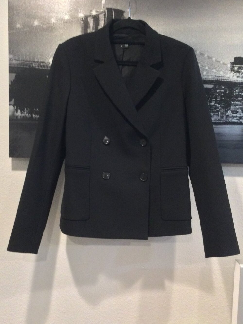 Theory Wool Blend Tailored Blazer – Lightweight & Comfortable SZ 6